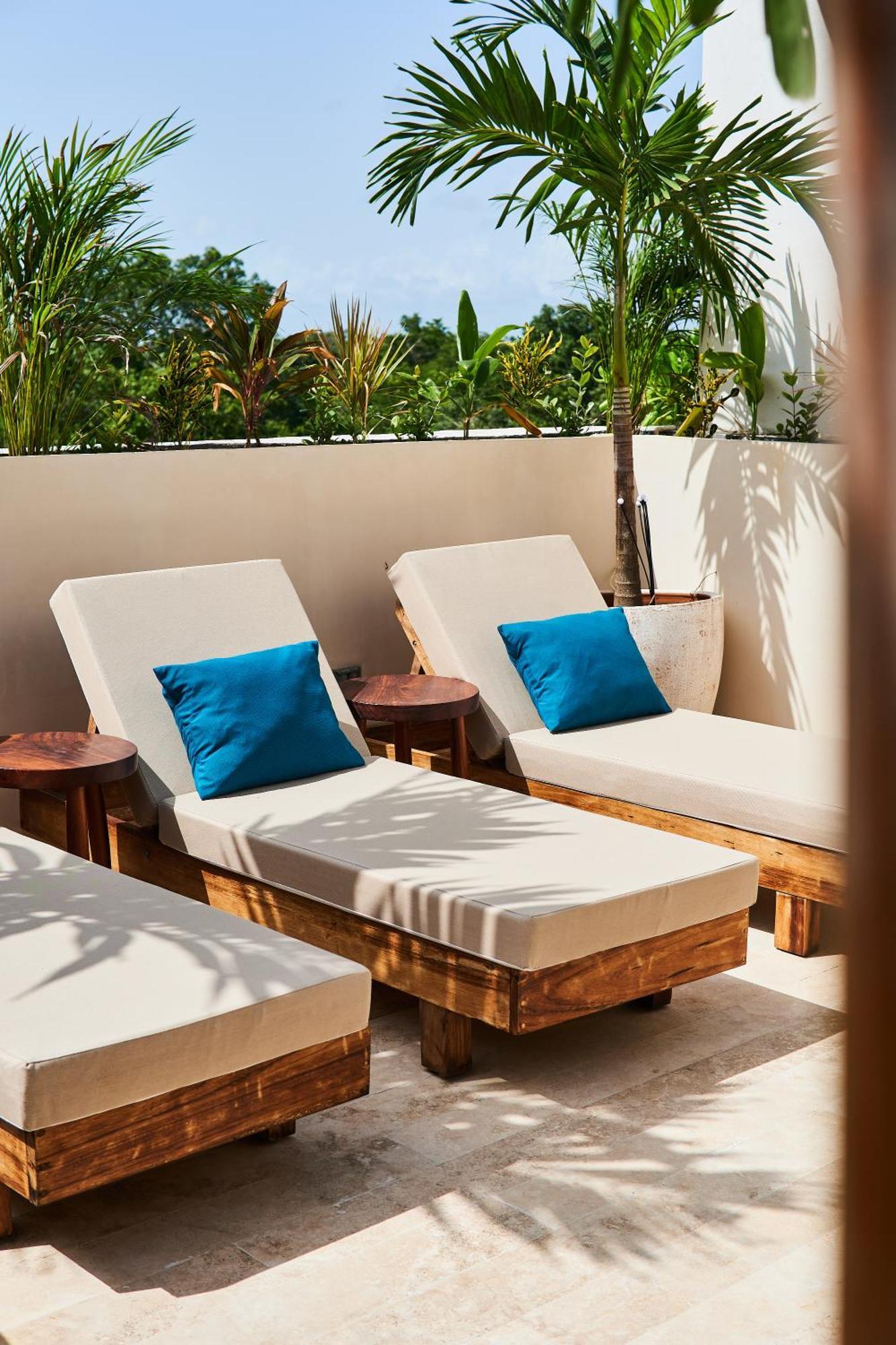 Spacious & Comfy Penthouse Oasis With Plunge Pool *